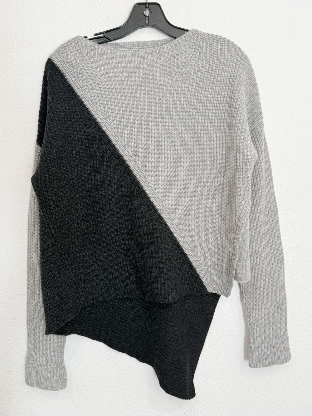 Brochu Walker Miller Pullover Sweater Asymmetrical Charcoal Women's Size Small‎